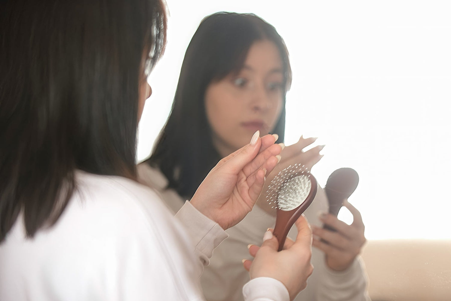 Plötzlicher Haarverlust? 6 mögliche Ursache